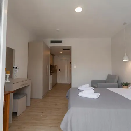 Apart-hotel Porto Dionysos 4*