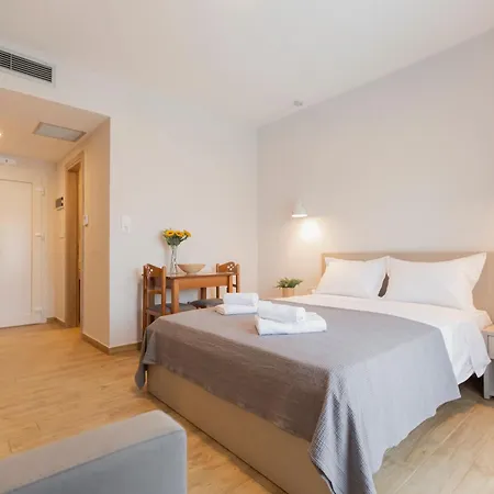Porto Dionysos Apart-hotel