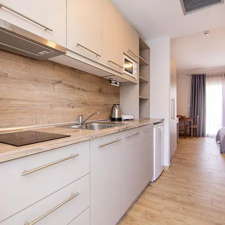Porto Dionysos Aparthotel 4*