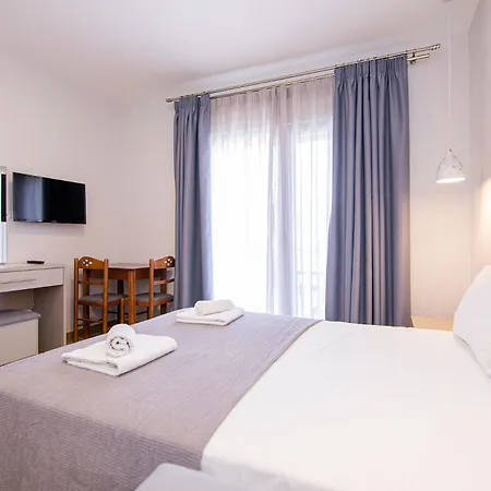 Porto Dionysos Aparthotel