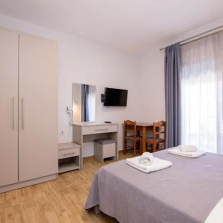 Aparthotel Porto Dionysos Ofrínion